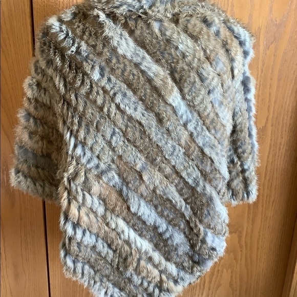 Gaby el Eden Rabbit Fur Poncho Sz-L/XL - Picture 2 of 7